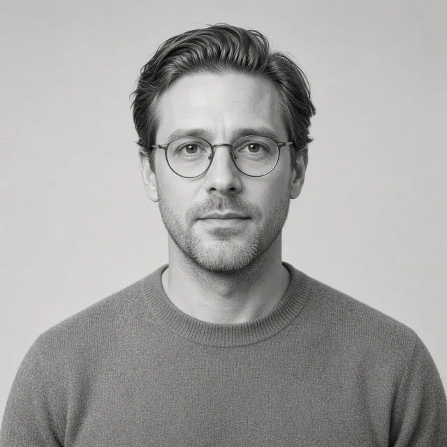 Portrait of Erik Lindqvist